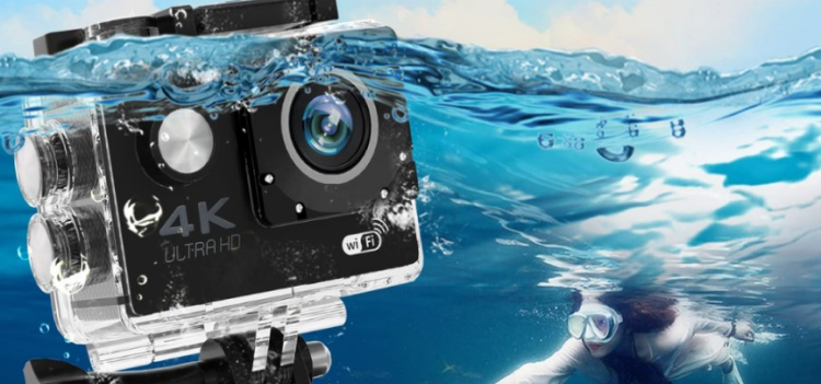 Image of Pro Xtreme Cam being used underwater